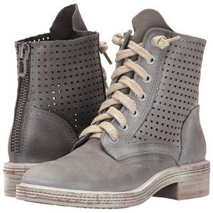 Dolce Vita Aldis Combat Boot